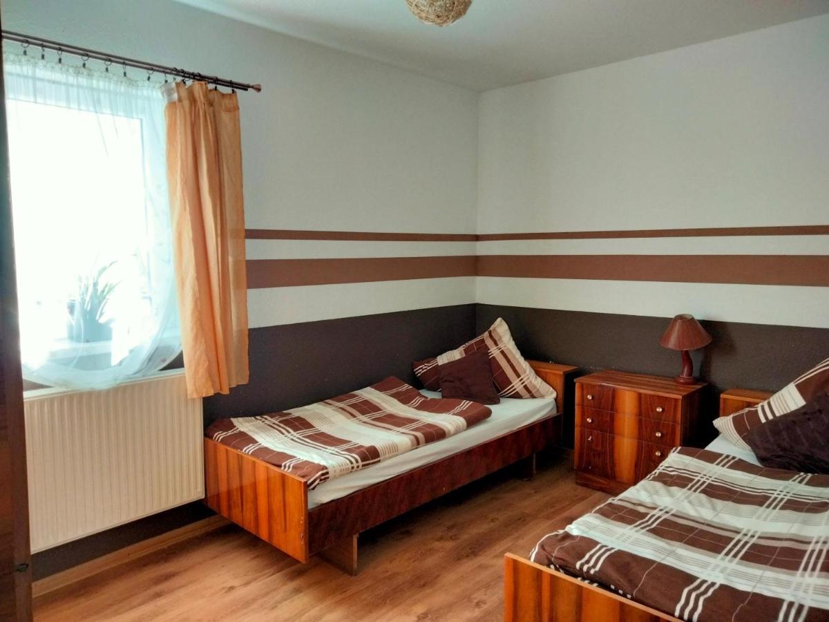 Pod Piramida Villa Lugniany Ngoại thất bức ảnh