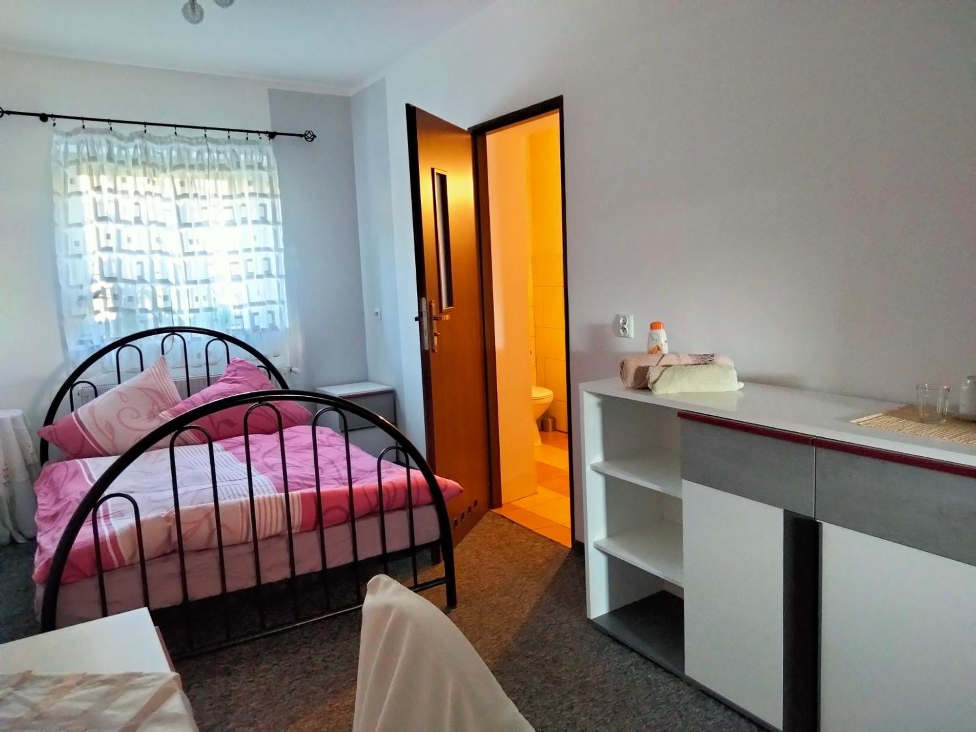Pod Piramida Villa Lugniany Ngoại thất bức ảnh